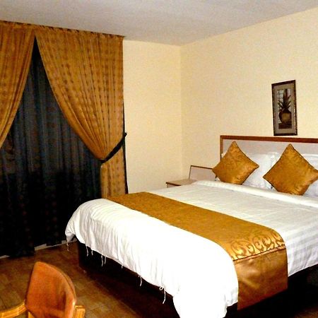 Mansour Plaza Hotel Apartments Dammam Chambre photo